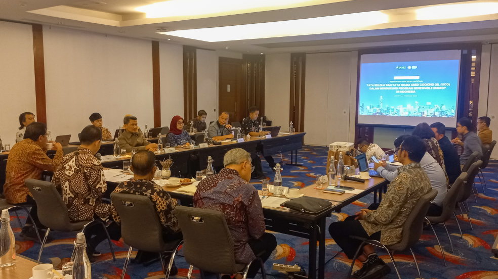 Langkah Strategis Menuju Energi Terbarukan: IPOSS bersama BERKA Strategika Gelar FGD Nasional Tata Kelola Minyak Jelantah/ Used Cooking Oil (UCO) di Jakarta